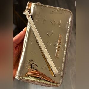 Michael Kors Rose Gold Wallet
